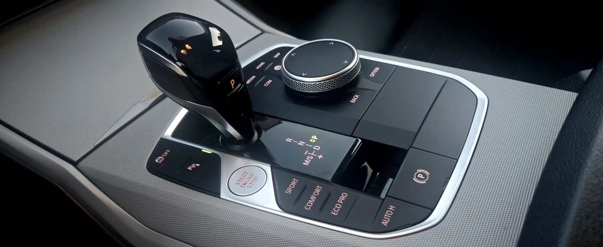 BMW Seria 3 320d M Sport 2021 - detal 26
