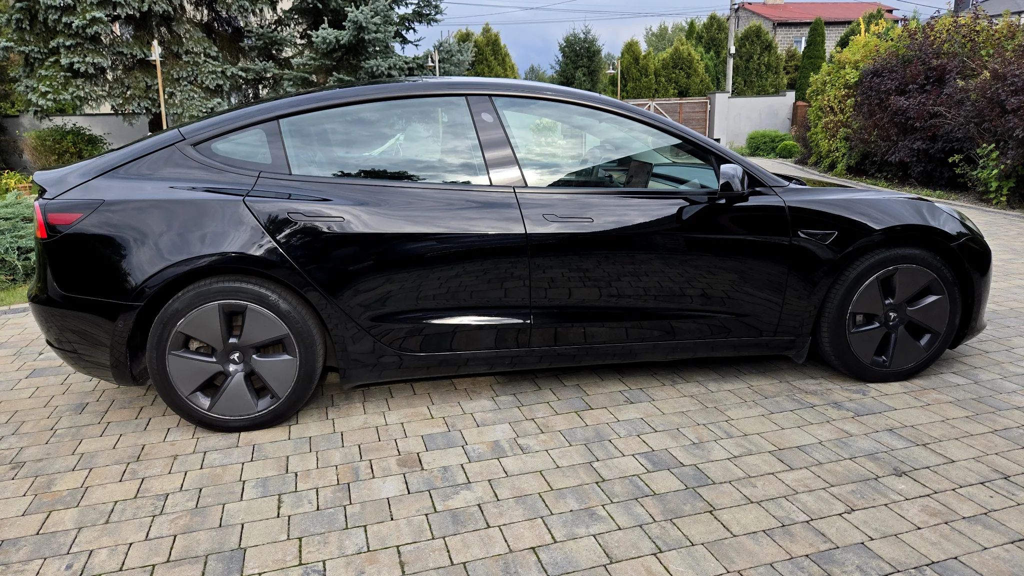 Tesla Model 3 2021 - bagażnik