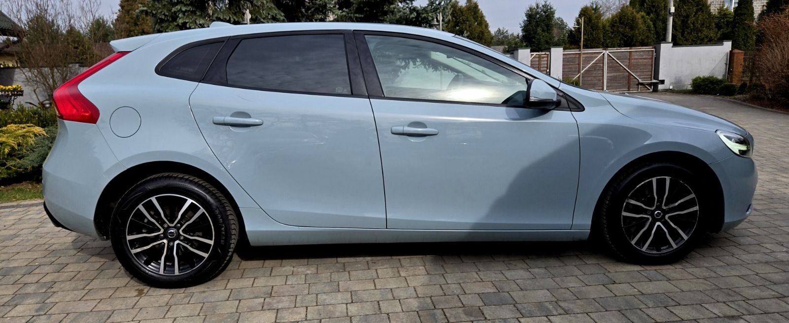 Volvo V40 D2 Geartronic Momentum 2018 - detal 14