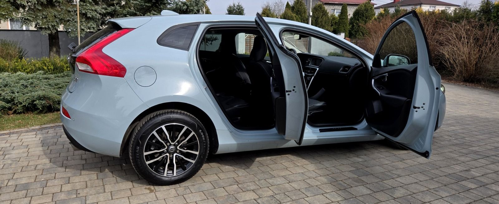 Volvo V40 D2 Geartronic Momentum 2018 - detal 20