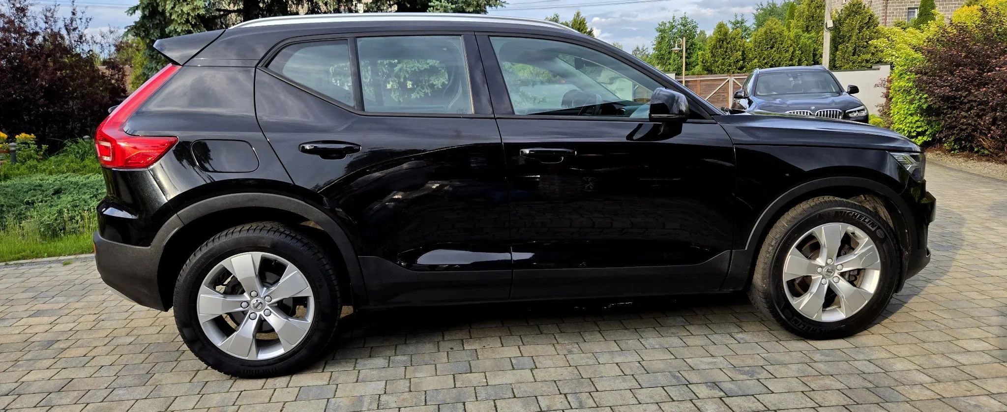 Volvo Xc 40 D3 Momentum Pro 2020 - bagażnik