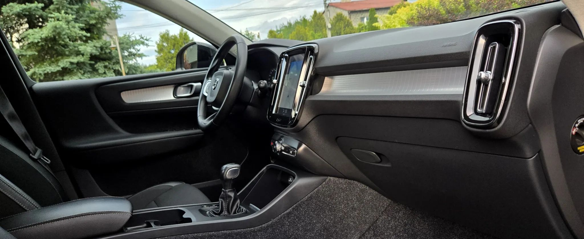 Volvo Xc 40 D3 Momentum Pro 2020 - detal 13