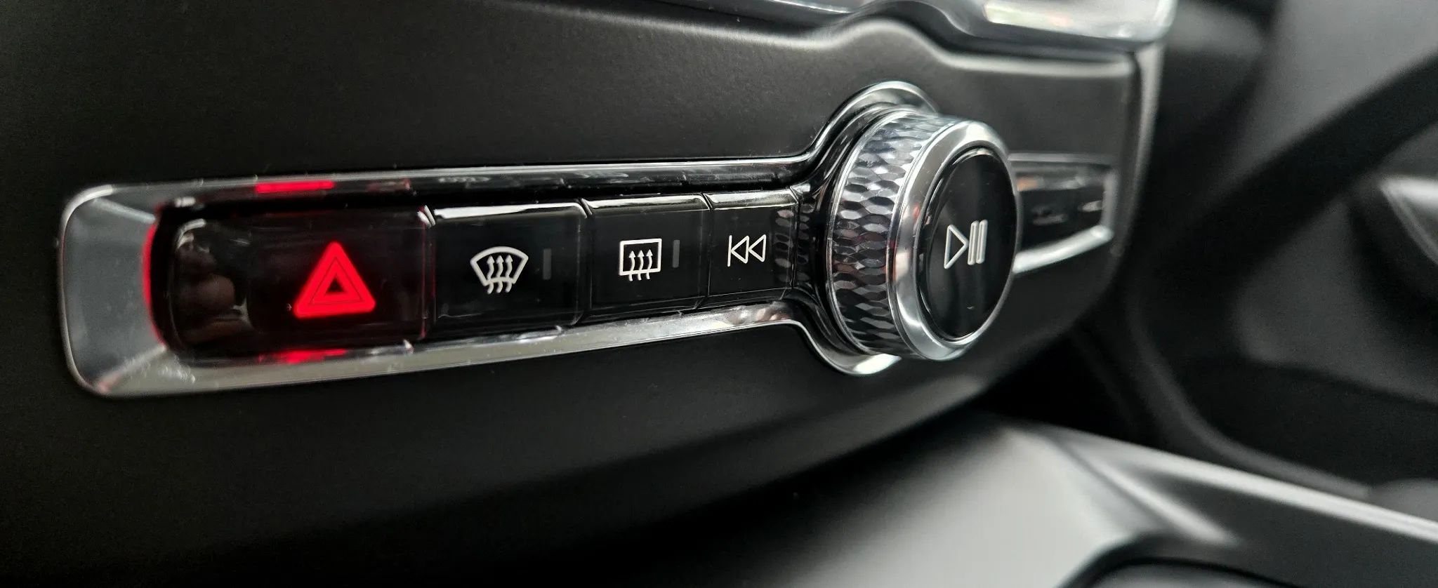 Volvo Xc 60 D4 Momentum Pro 2018 - detal 29