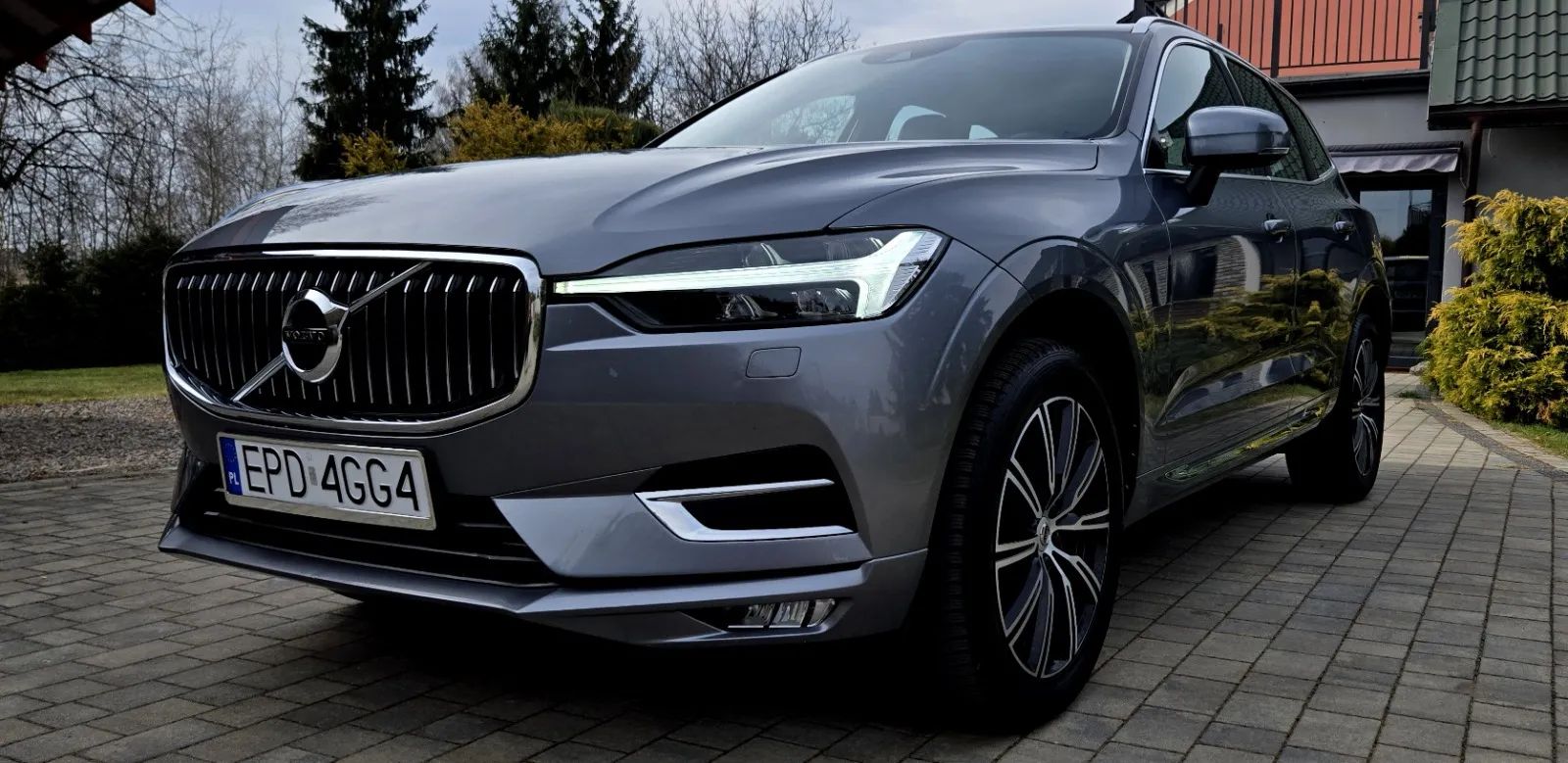 Volvo Xc 60 B4 D Geartronic Momentum Pro 2021 - tył
