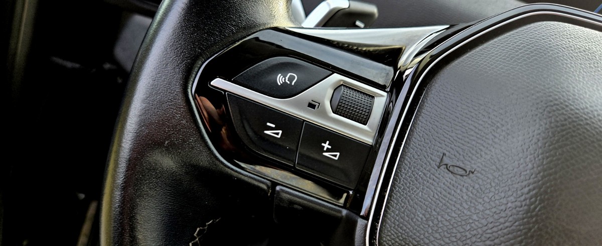 Peugeot 3008 BlueHDi 130 Stop & Start EAT8 Allure 2020 - detal 20