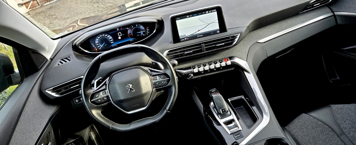 Peugeot 3008 BlueHDi 130 Stop & Start EAT8 Allure 2020 - detal 31